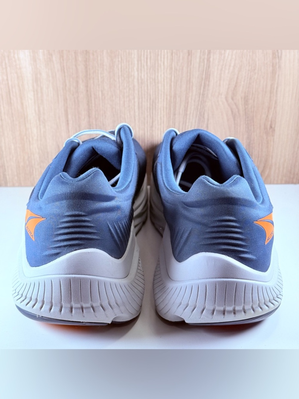 Altra Via Olympus 2 Blue Orange Running Shoes ALOA85NA445 Men’s Size 14 - Picture 4 of 9